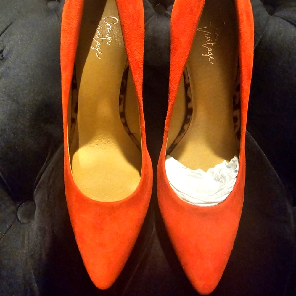 Block Pointed Toe Heels